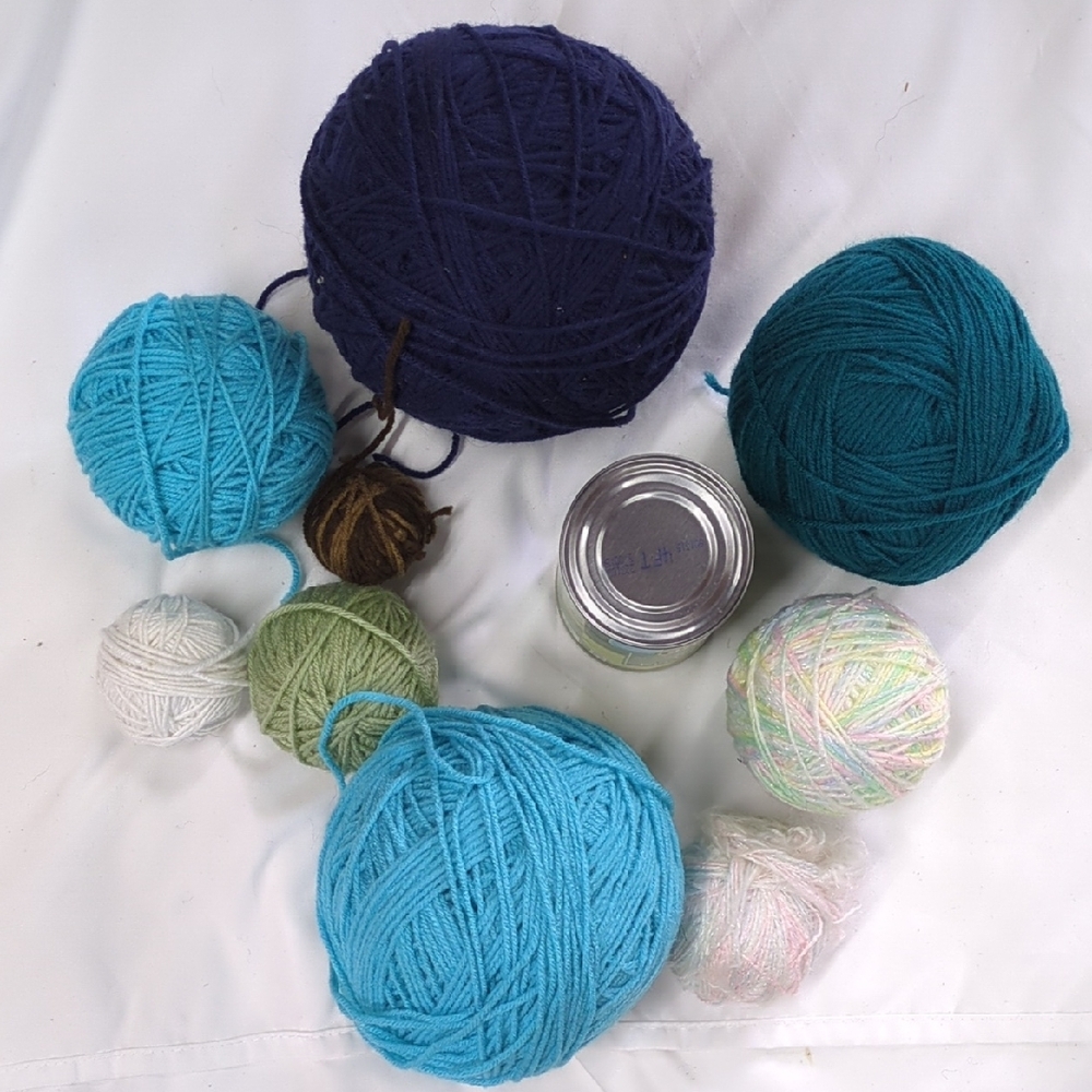 Colorful Yarn Ball Set